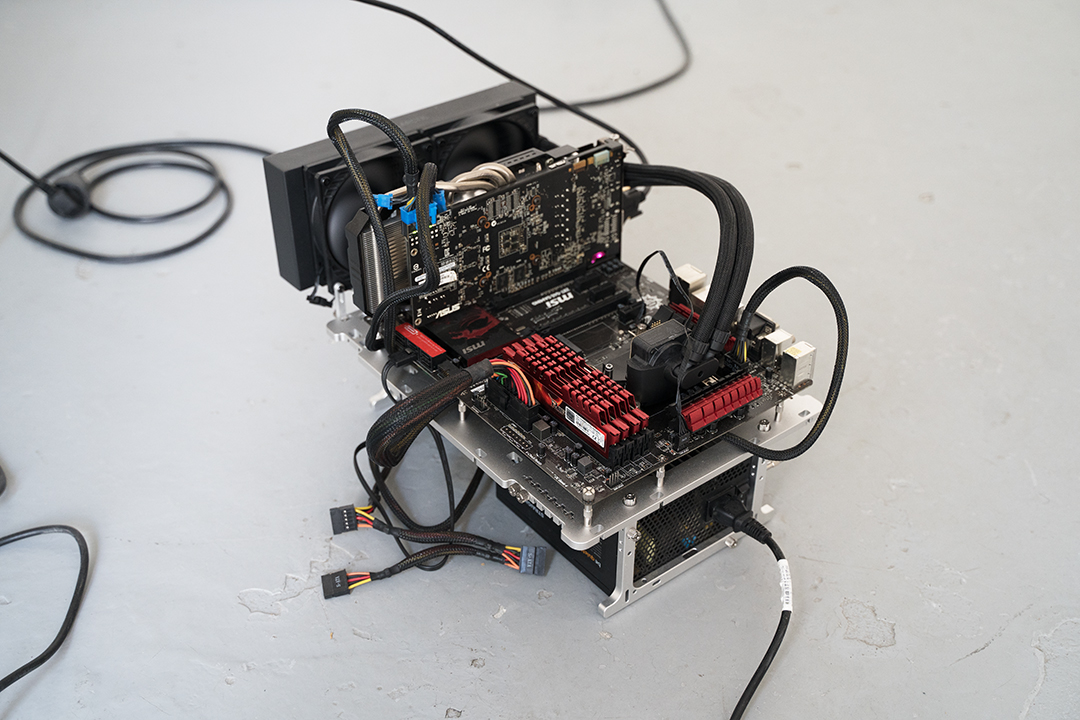 Theaestheticsofstatezero_CloseComputer